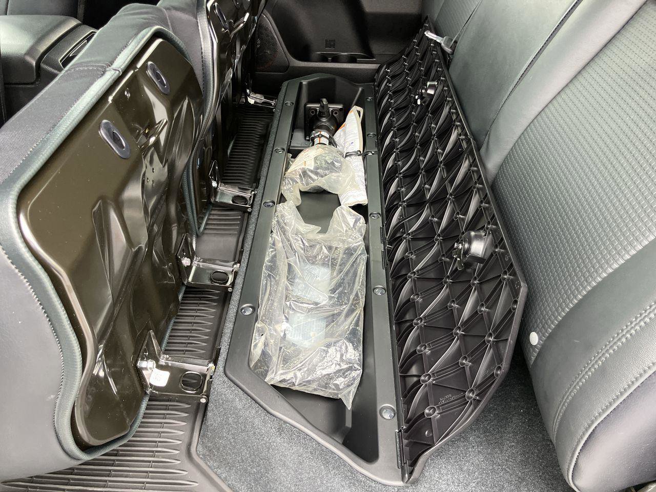 Certified 2022 Toyota Tacoma Limited w/ Nightshade Package image 29