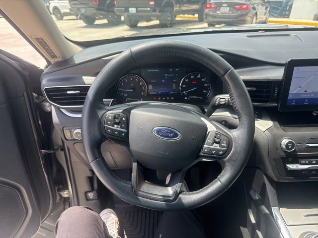 Used 2020 Ford Explorer XLT w/ Equipment Group 202A RWD image 18