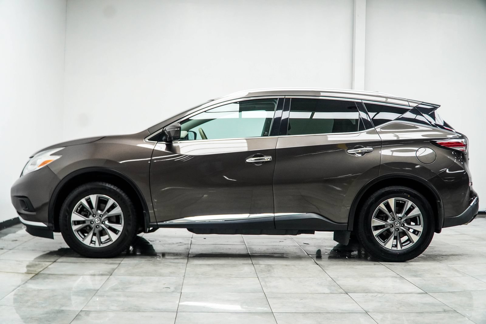 Used 2017 Nissan Murano SL w/ SL Technology Package FWD image 10