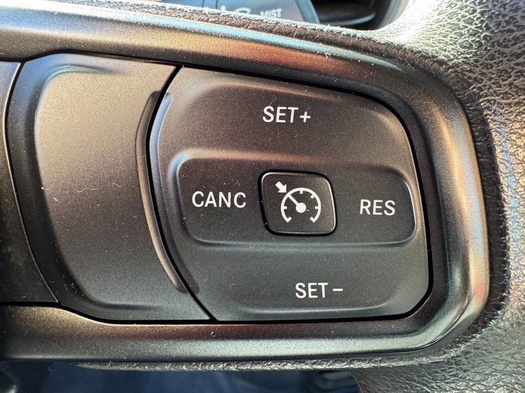 Used 2018 Jeep Wrangler Unlimited Sport AWD/4WD image 42