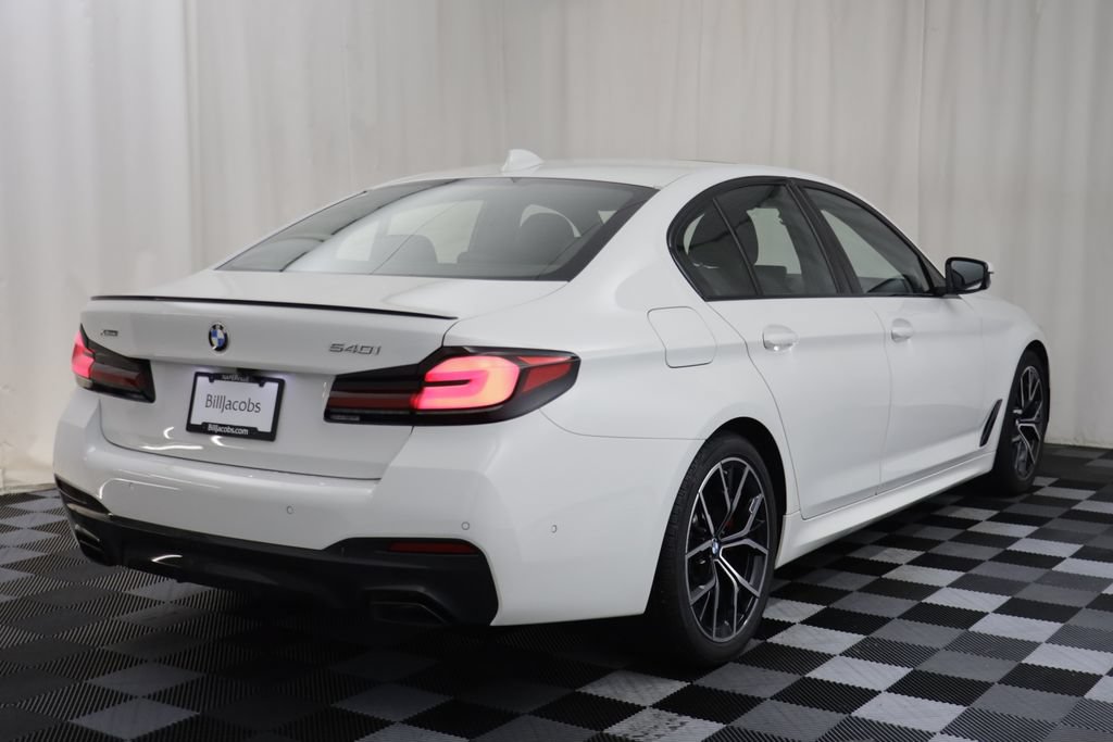 Used 2023 BMW 540i xDrive w/ M Sport Package AWD/4WD image 16