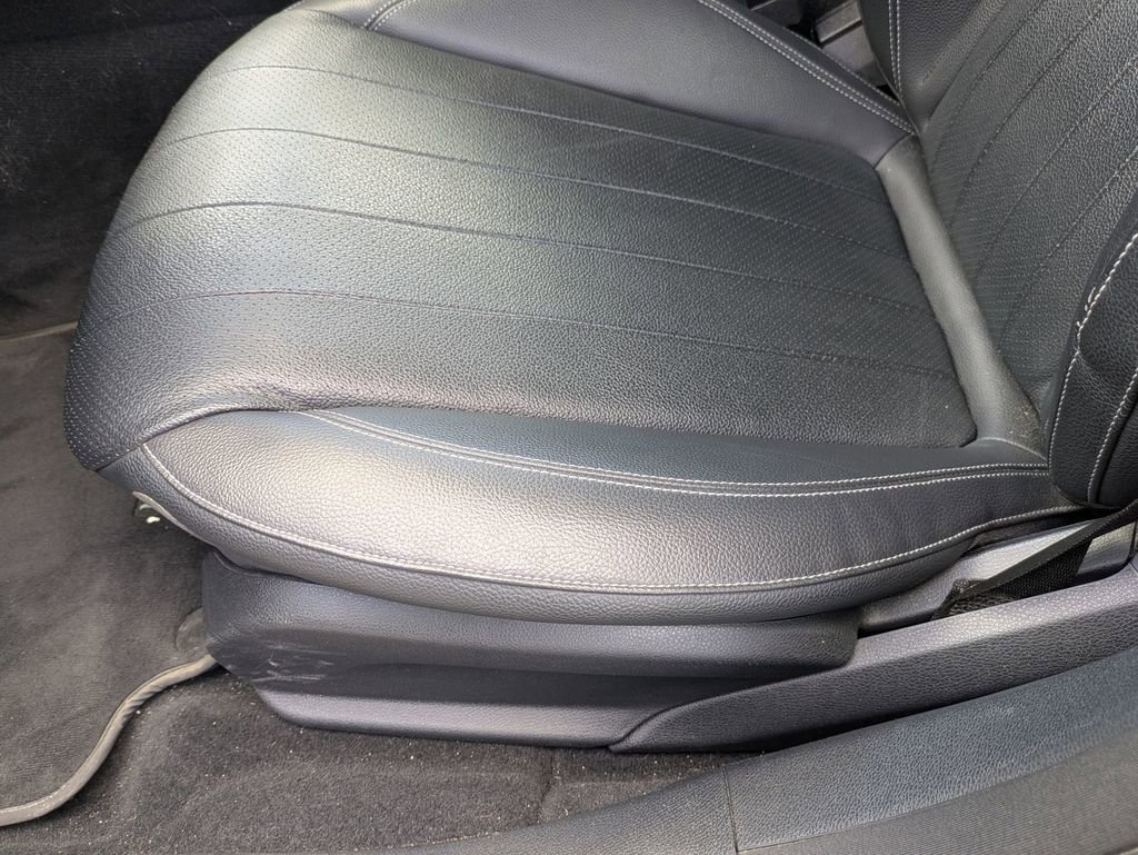 Used 2021 Mercedes-Benz E 350 4MATIC Sedan image 14