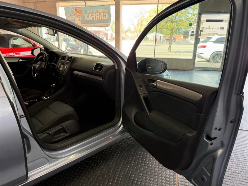 Used 2012 Volkswagen Golf TDI FWD image 28