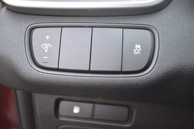 Used 2020 Kia Sorento LX image 18