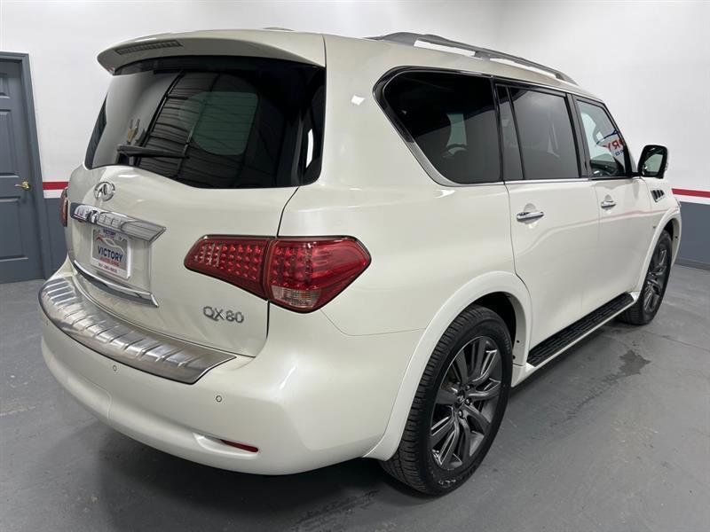 Used 2017 INFINITI QX80 Signature Edition image 3