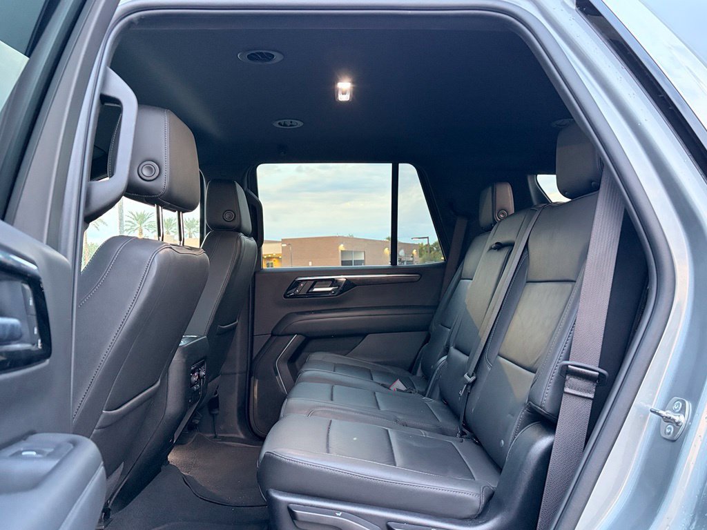 Used 2025 Chevrolet Tahoe LT AWD/4WD image 17