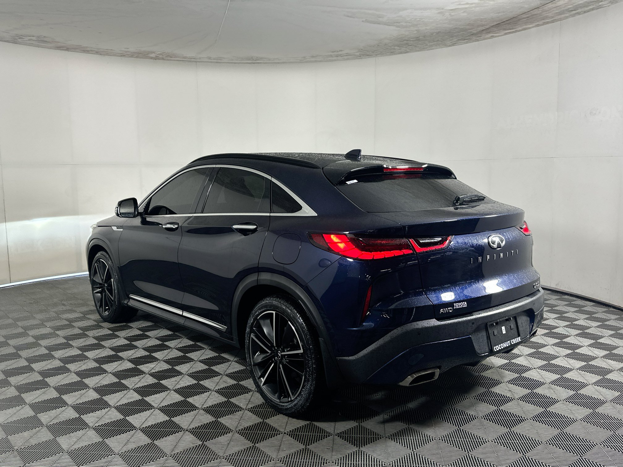 Used 2022 INFINITI QX55 Essential w/ Proassist Package AWD/4WD image 5