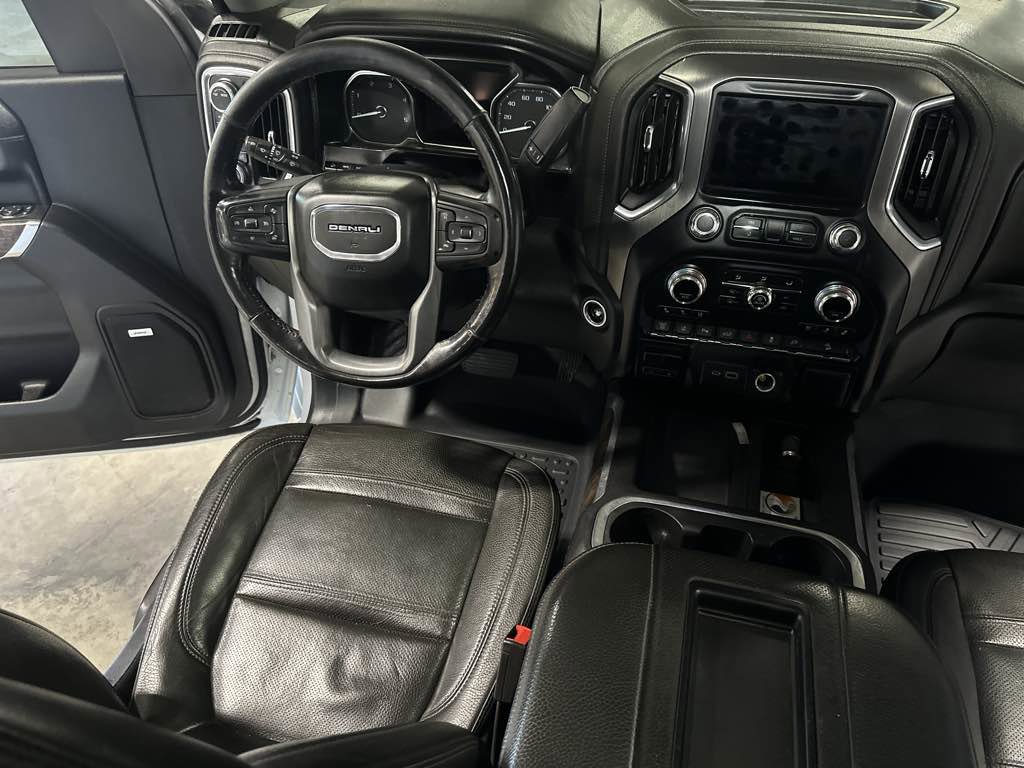 Used 2020 GMC Sierra 2500 Denali w/ Denali Ultimate Package image 28