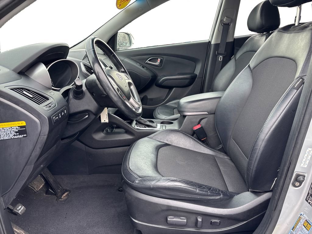 Used 2014 Hyundai Tucson SE image 9