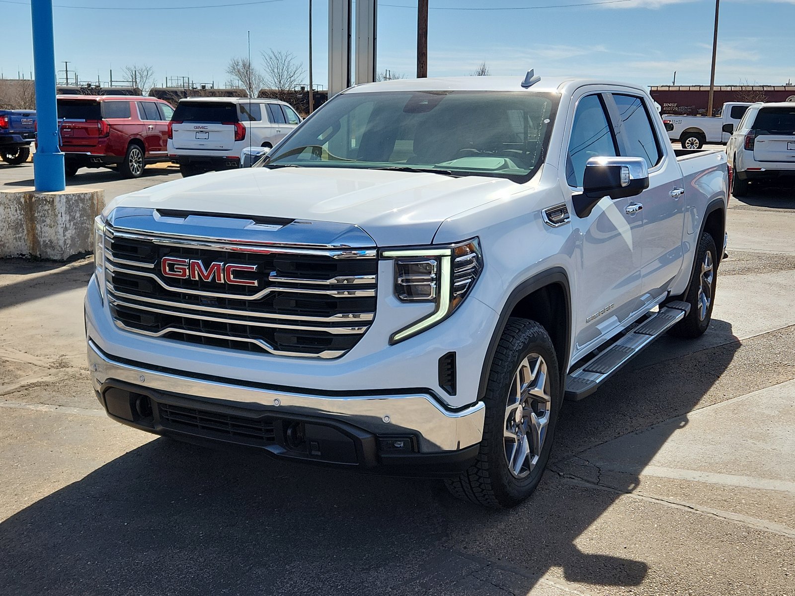 New 2026 GMC Sierra 1500 SLT w/ SLT Premium Plus Package image 1