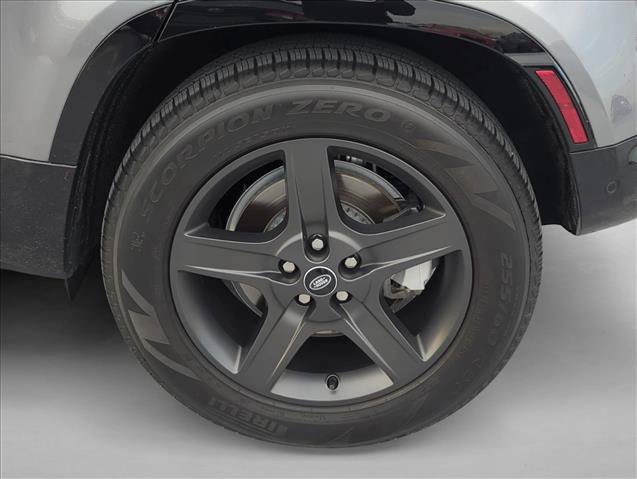 Used 2023 Land Rover Defender 110 X-Dynamic SE AWD/4WD image 8