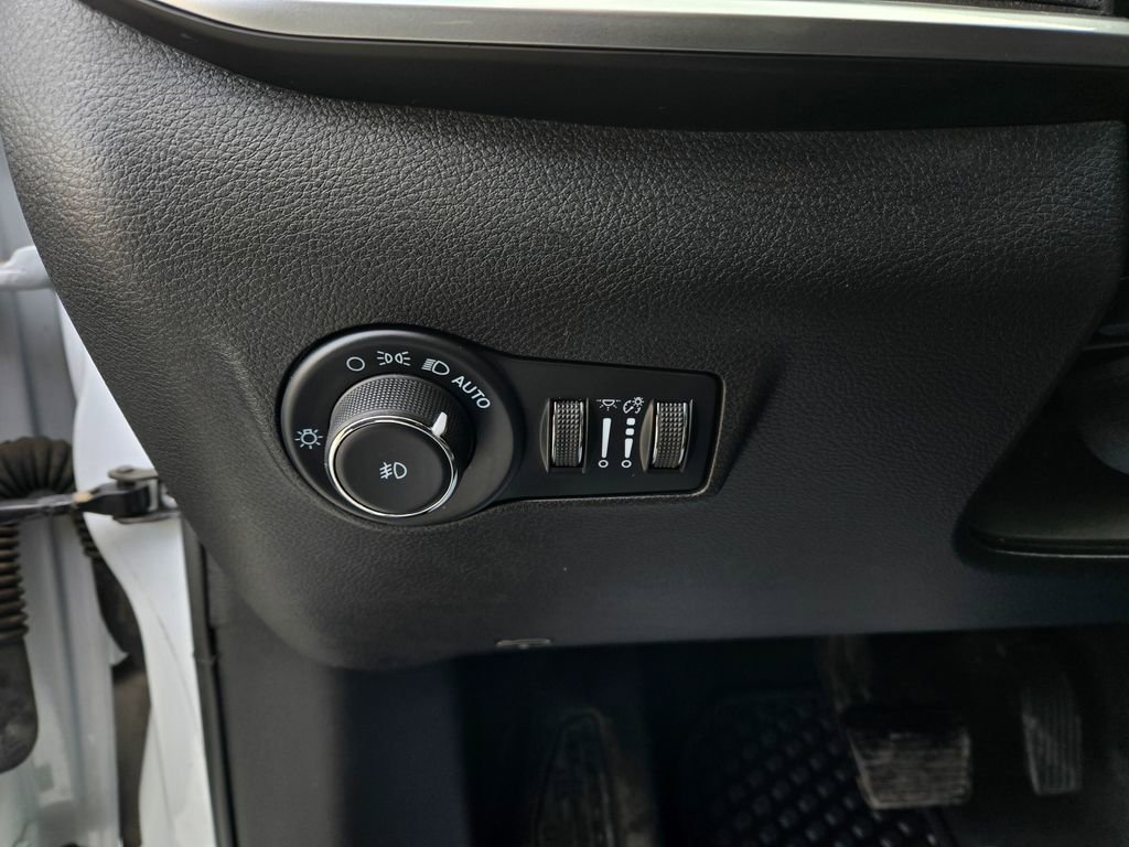 Used 2022 Jeep Compass Latitude w/ Convenience Group image 13