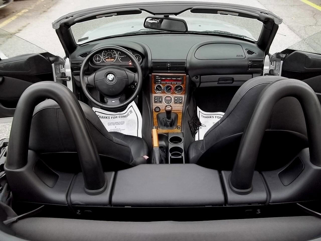 Used 2002 BMW Z3 2.5i image 9