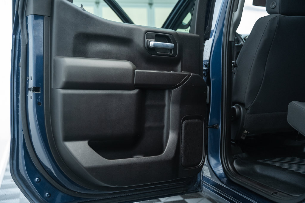 Used 2021 Chevrolet Silverado 1500 Custom AWD/4WD image 37
