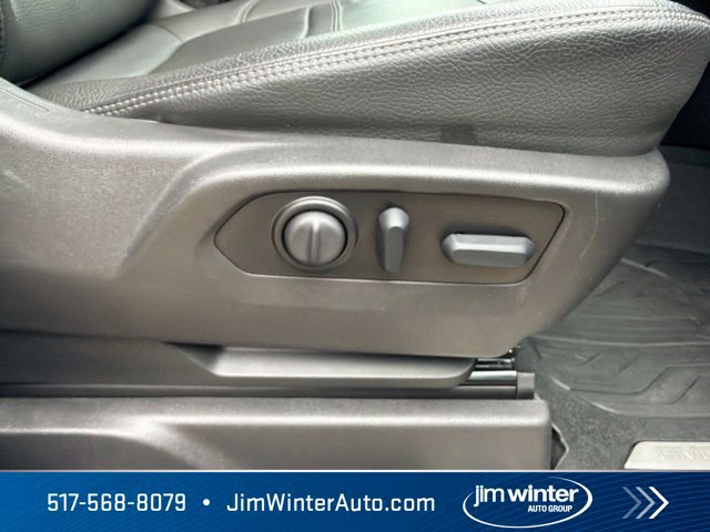Used 2022 GMC Sierra 2500 Denali AWD/4WD image 16