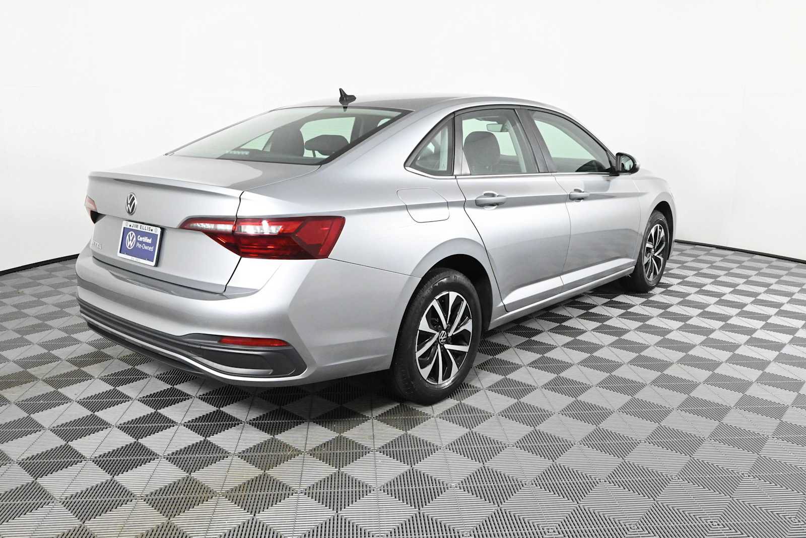 Certified 2022 Volkswagen Jetta S FWD image 6