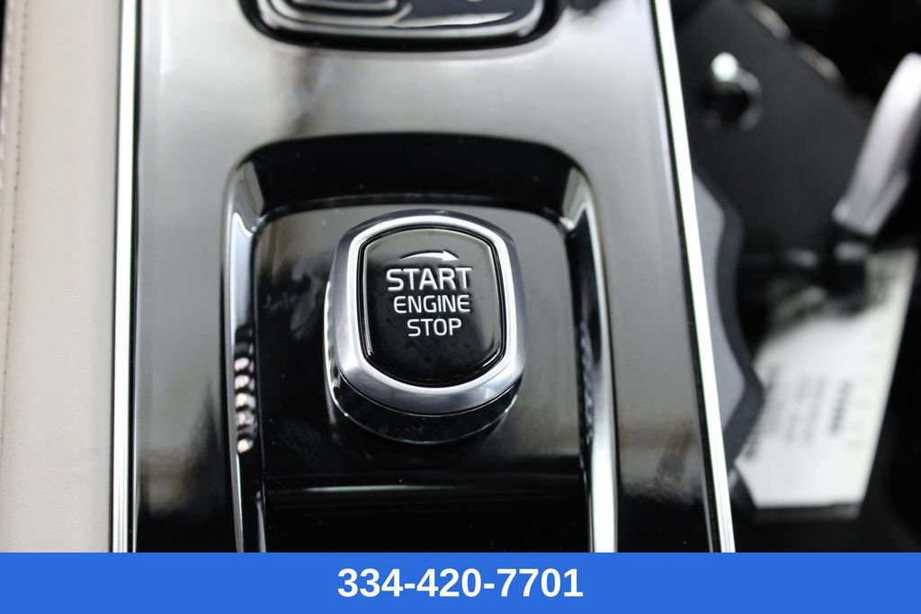 New 2026 Volvo XC90 B6 Plus image 10