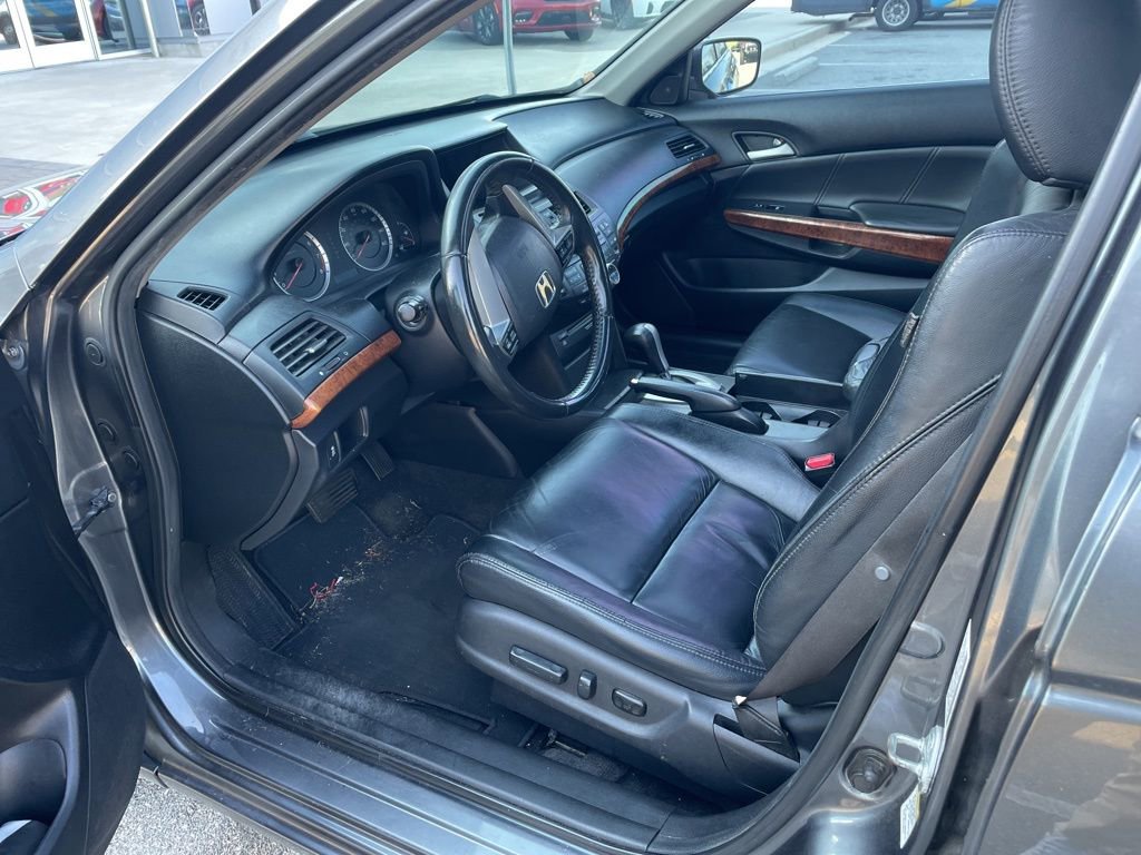 Used 2011 Honda Accord EX-L image 6