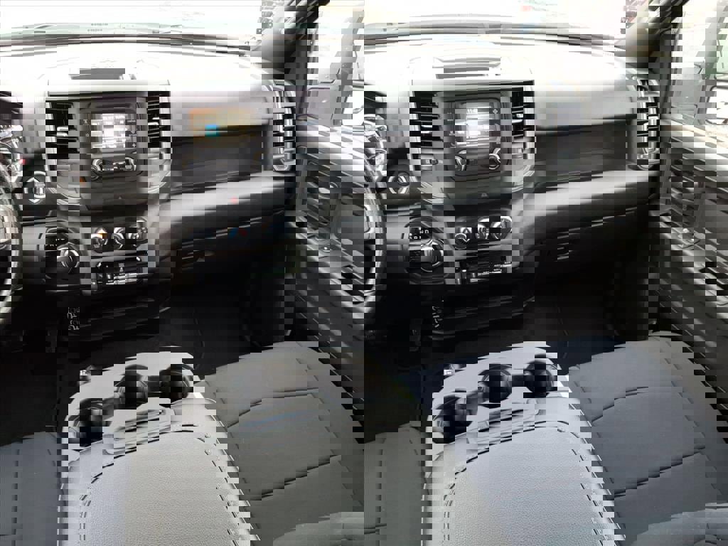 Used 2024 RAM 2500 Tradesman w/ Chrome Appearance Group image 11