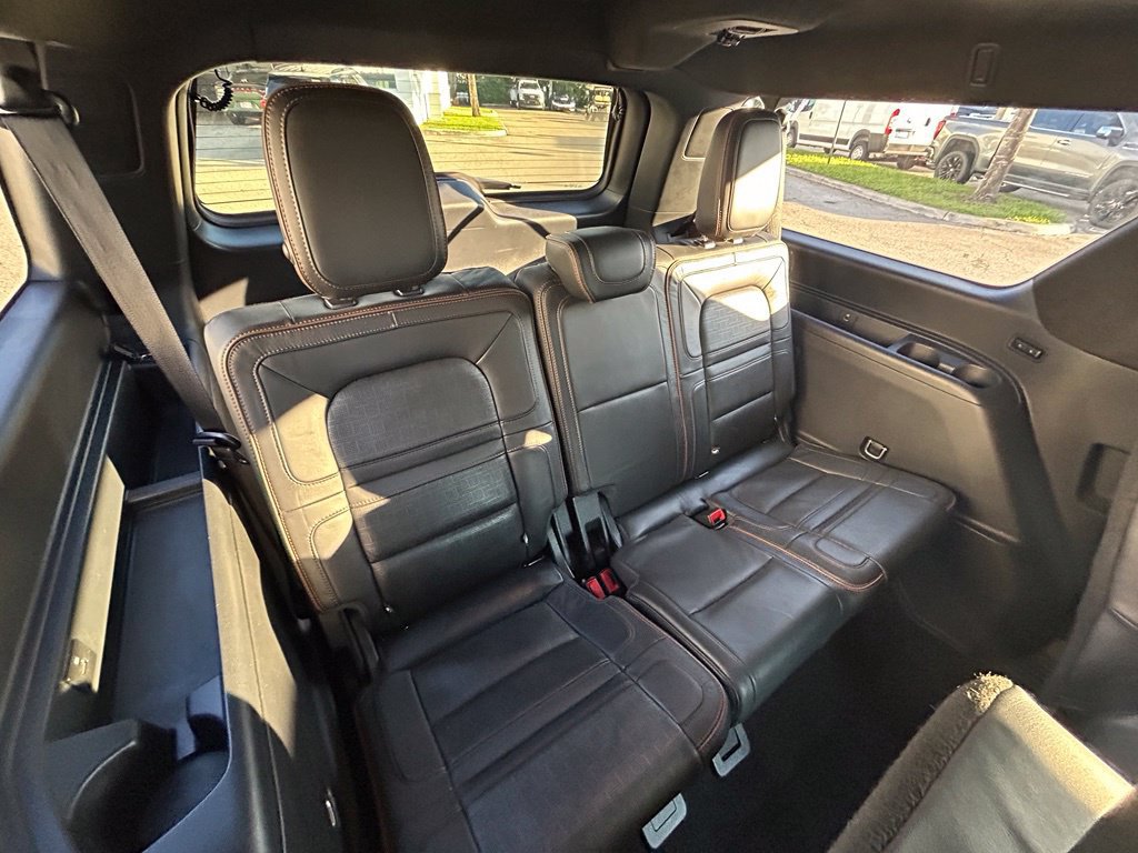 Used 2022 Lincoln Navigator L Black Label AWD/4WD image 30