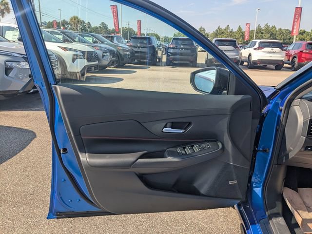 New 2026 Nissan Sentra SR w/ SR Premium Package FWD image 11