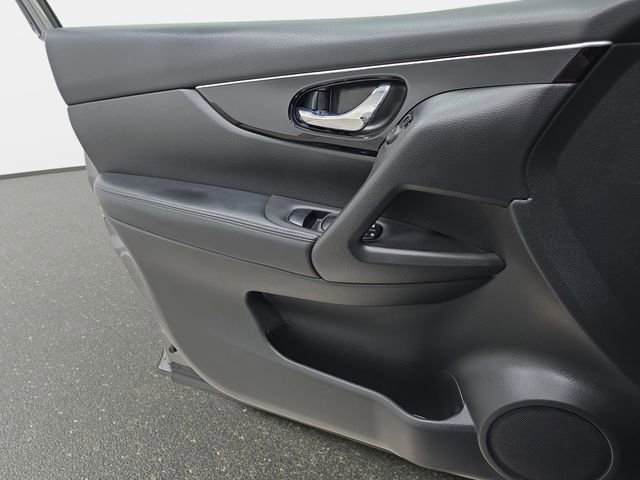 Used 2019 Nissan Rogue Sport SL w/ Premium Package image 27