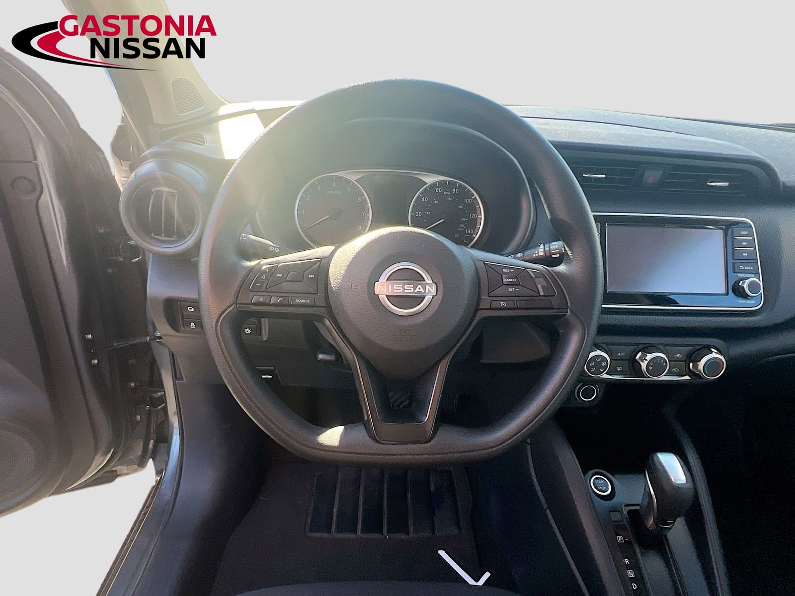 Used 2023 Nissan Kicks S image 14