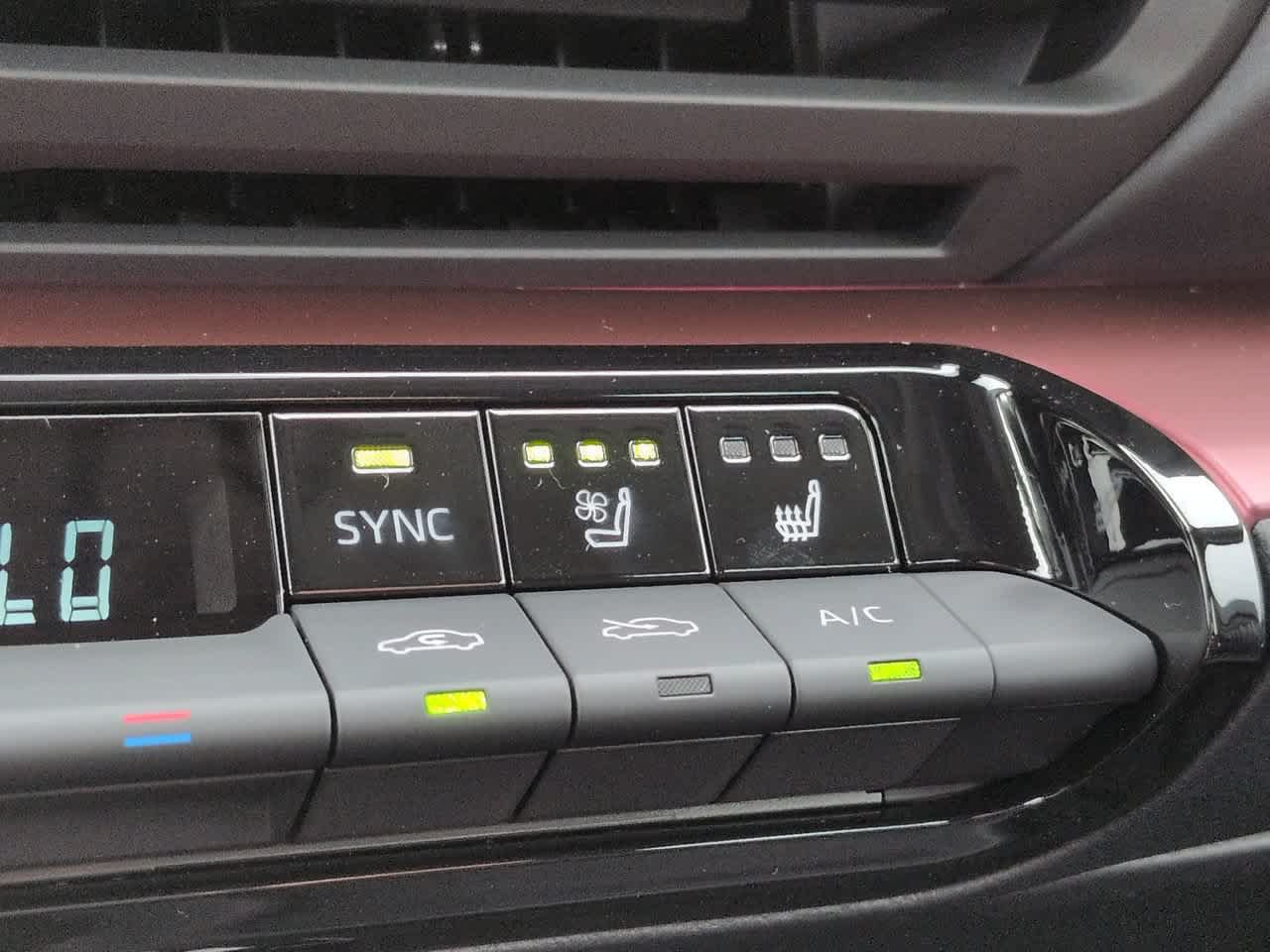 New 2027 Toyota Prius Plug-In Hybrid FWD image 22