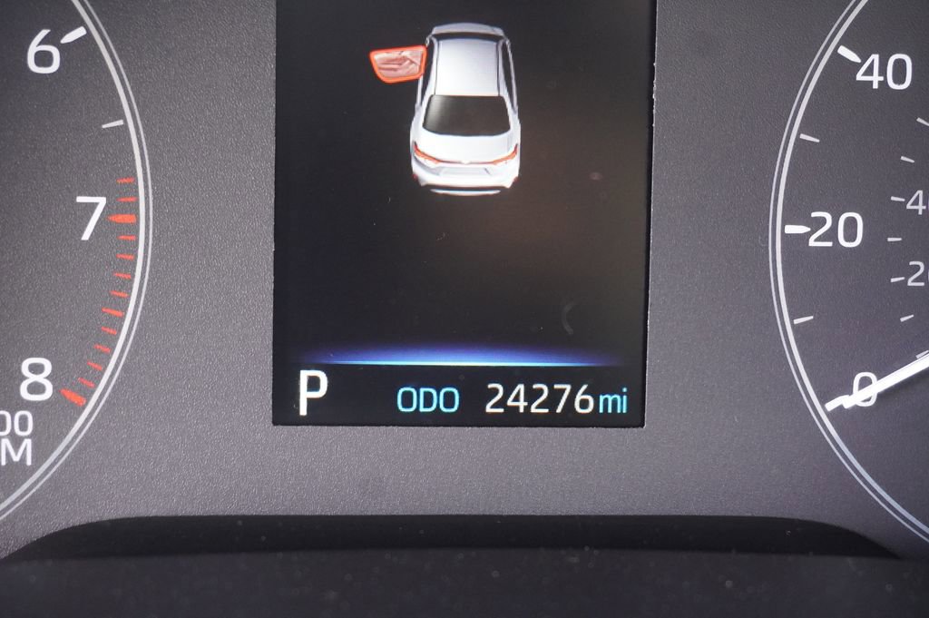 Certified 2024 Toyota Corolla LE image 9