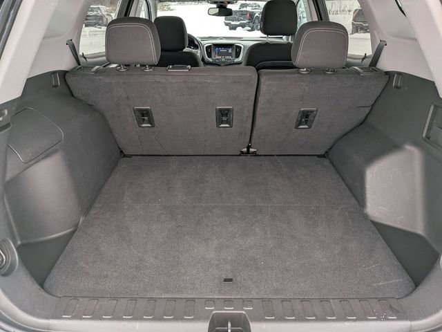 Used 2024 GMC Terrain SLE image 27