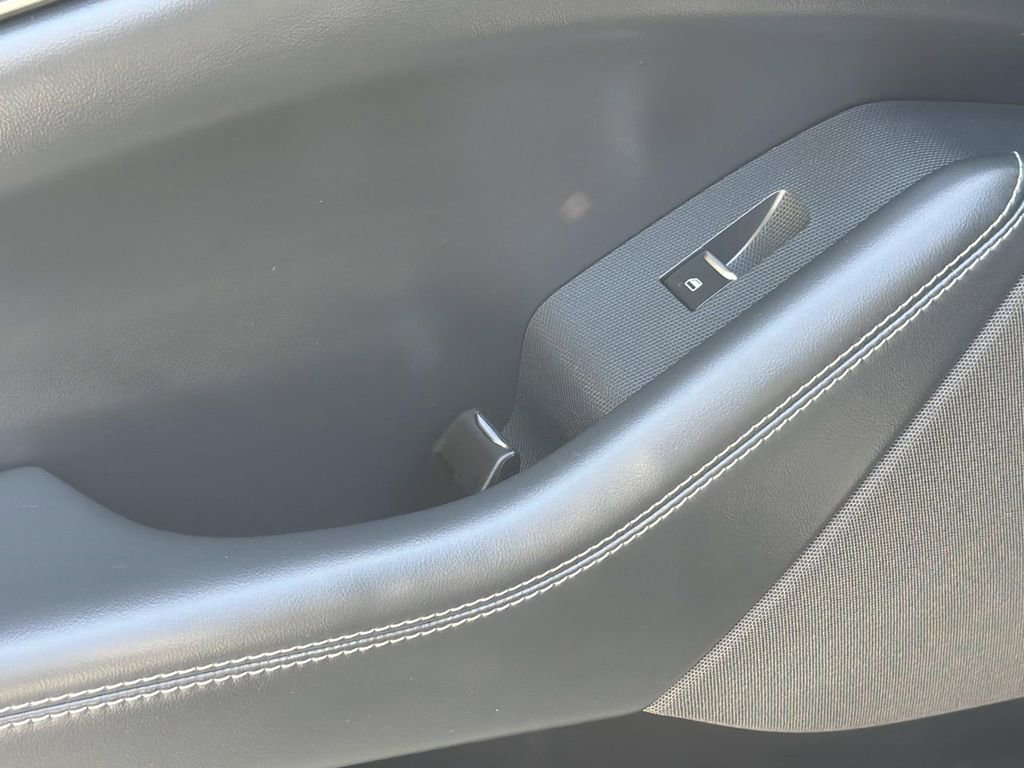 Used 2024 Ford Mustang Mach-E Select RWD image 19