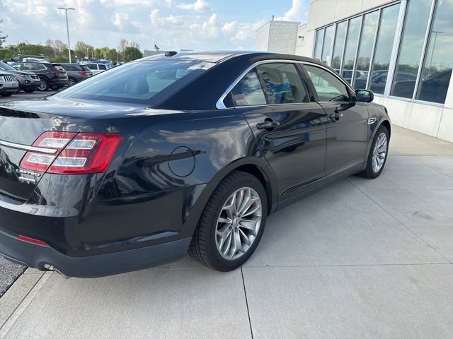 Used 2013 Ford Taurus Limited FWD image 6