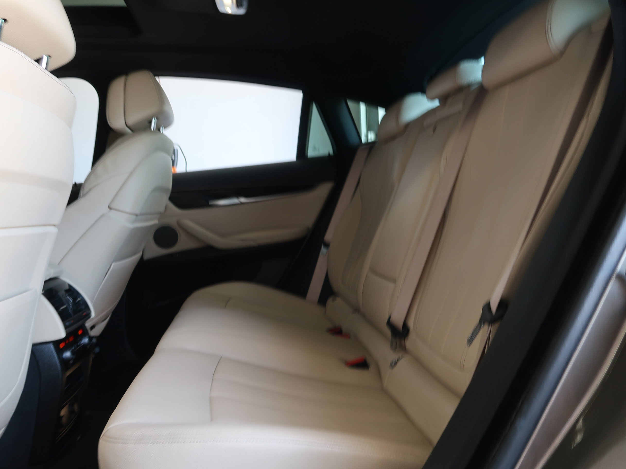 Used 2017 BMW X6 xDrive35i AWD/4WD image 36