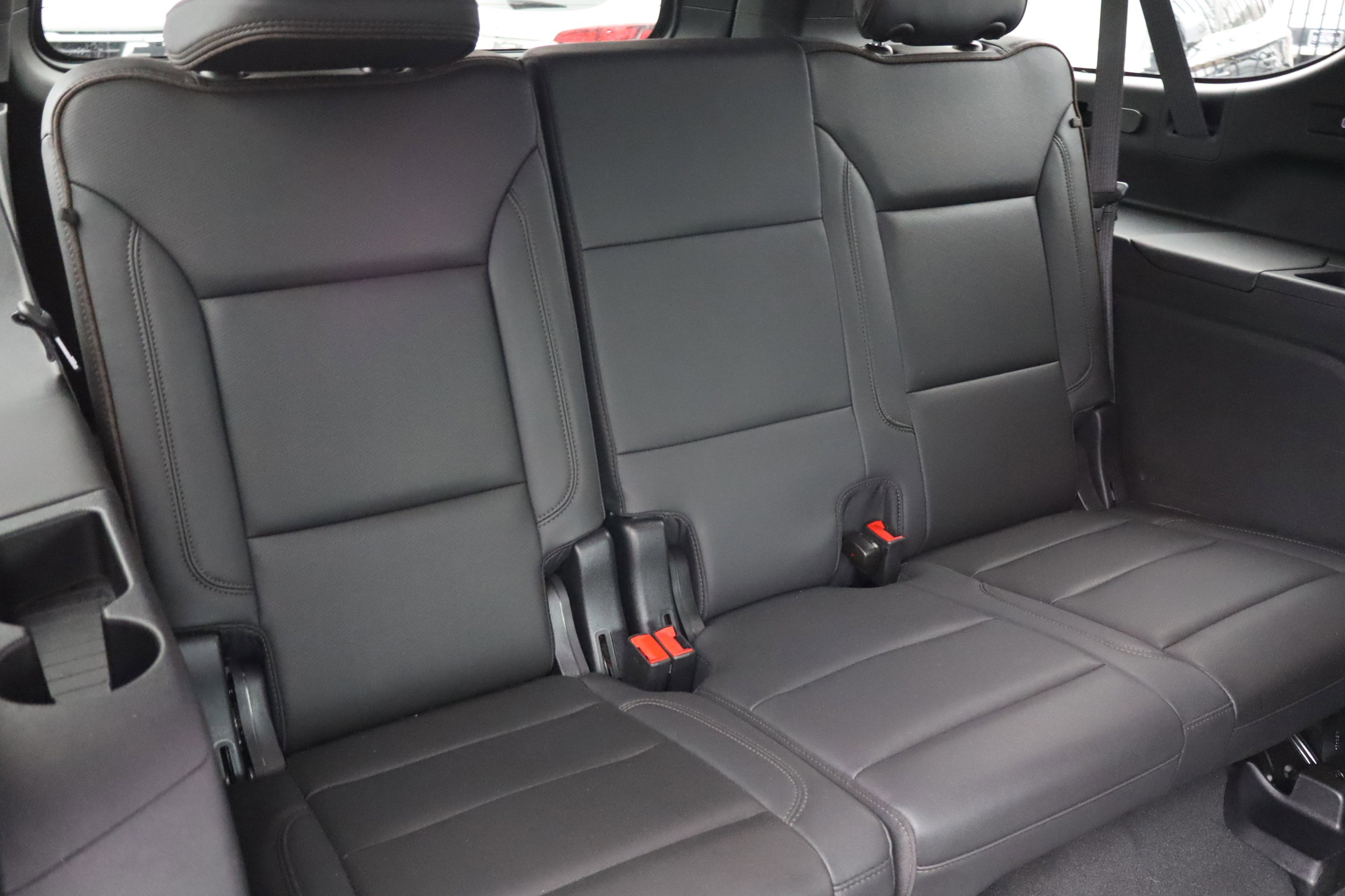 Certified 2024 Chevrolet Suburban High Country image 39