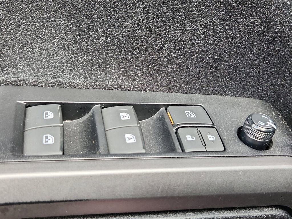 Used 2023 Toyota Tacoma TRD Sport w/ Advanced Technology Package image 19