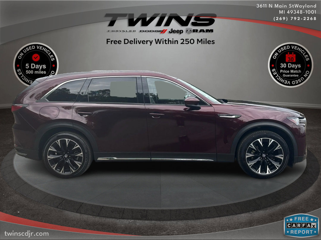 Used 2024 MAZDA CX-90 Plug-In Hybrid w/ Premium Pkg image 2