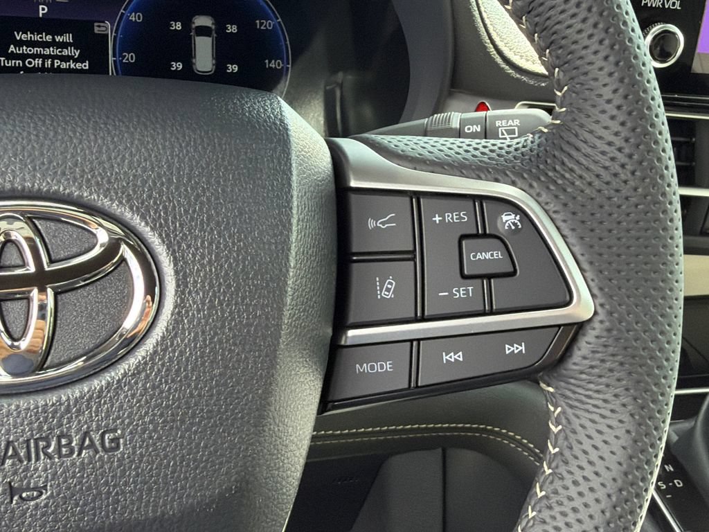 New 2026 Toyota Sienna Limited AWD/4WD image 26