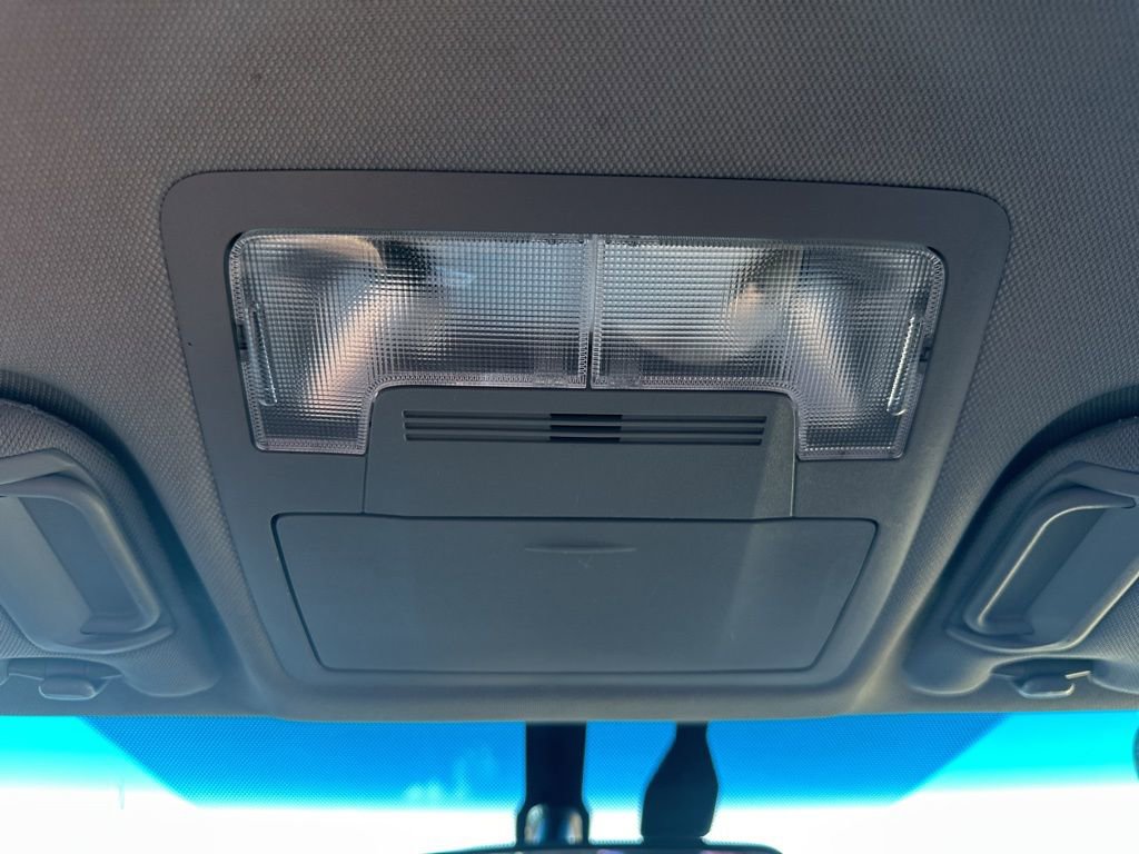 Used 2013 Toyota Camry SE image 9