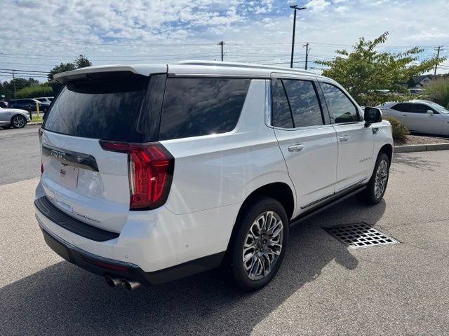 Used 2024 GMC Yukon Denali Ultimate AWD/4WD image 13