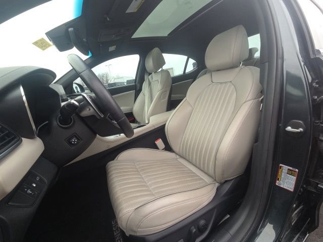 Used 2023 Genesis G70 2.0T w/ Sport Prestige Package image 26