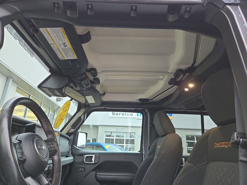 Used 2024 Jeep Gladiator Mojave w/ Convenience Group image 25