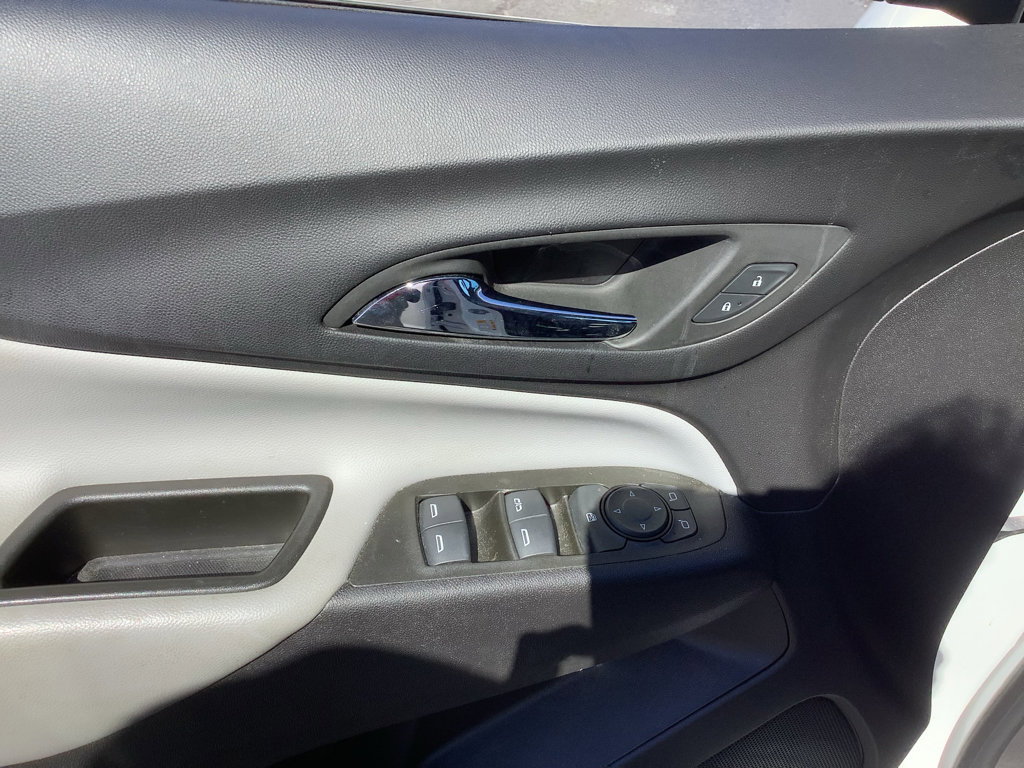Used 2023 Chevrolet Equinox LS image 11