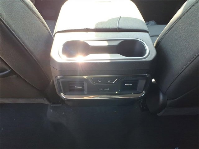 New 2026 GMC Sierra 3500 Denali w/ Denali Reserve Package image 16