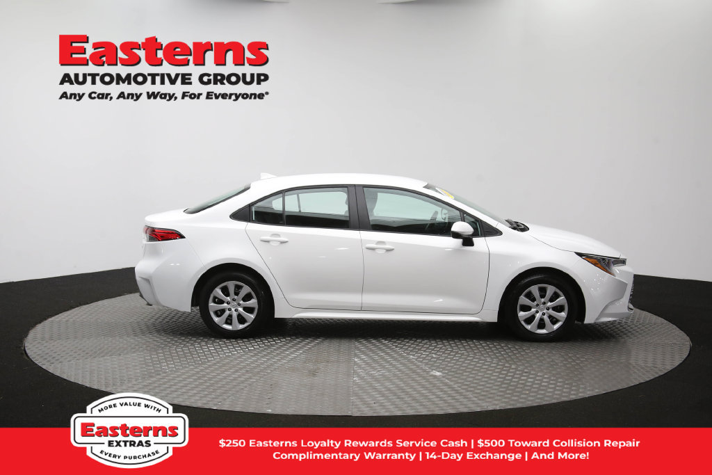 Used 2026 Toyota Corolla LE FWD image 45