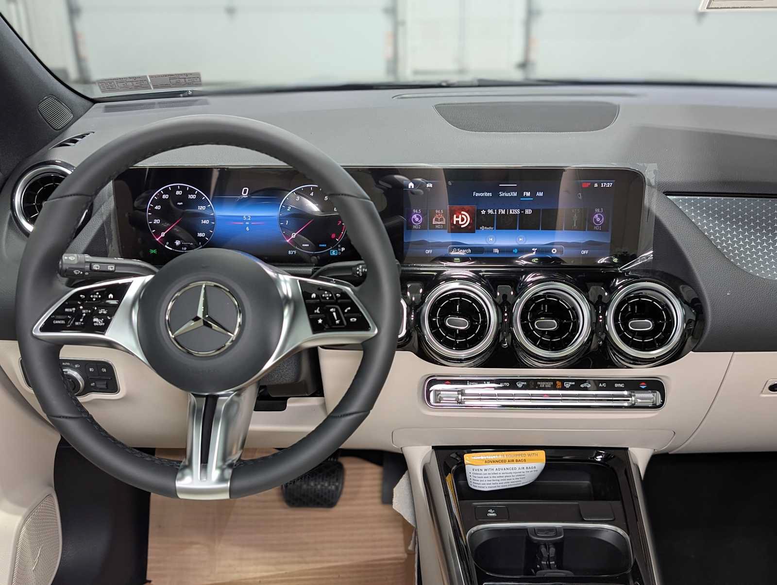 New 2026 Mercedes-Benz GLA 250 4MATIC image 5