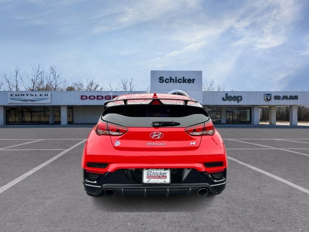 Used 2019 Hyundai Veloster N N w/ Performance Package FWD image 4