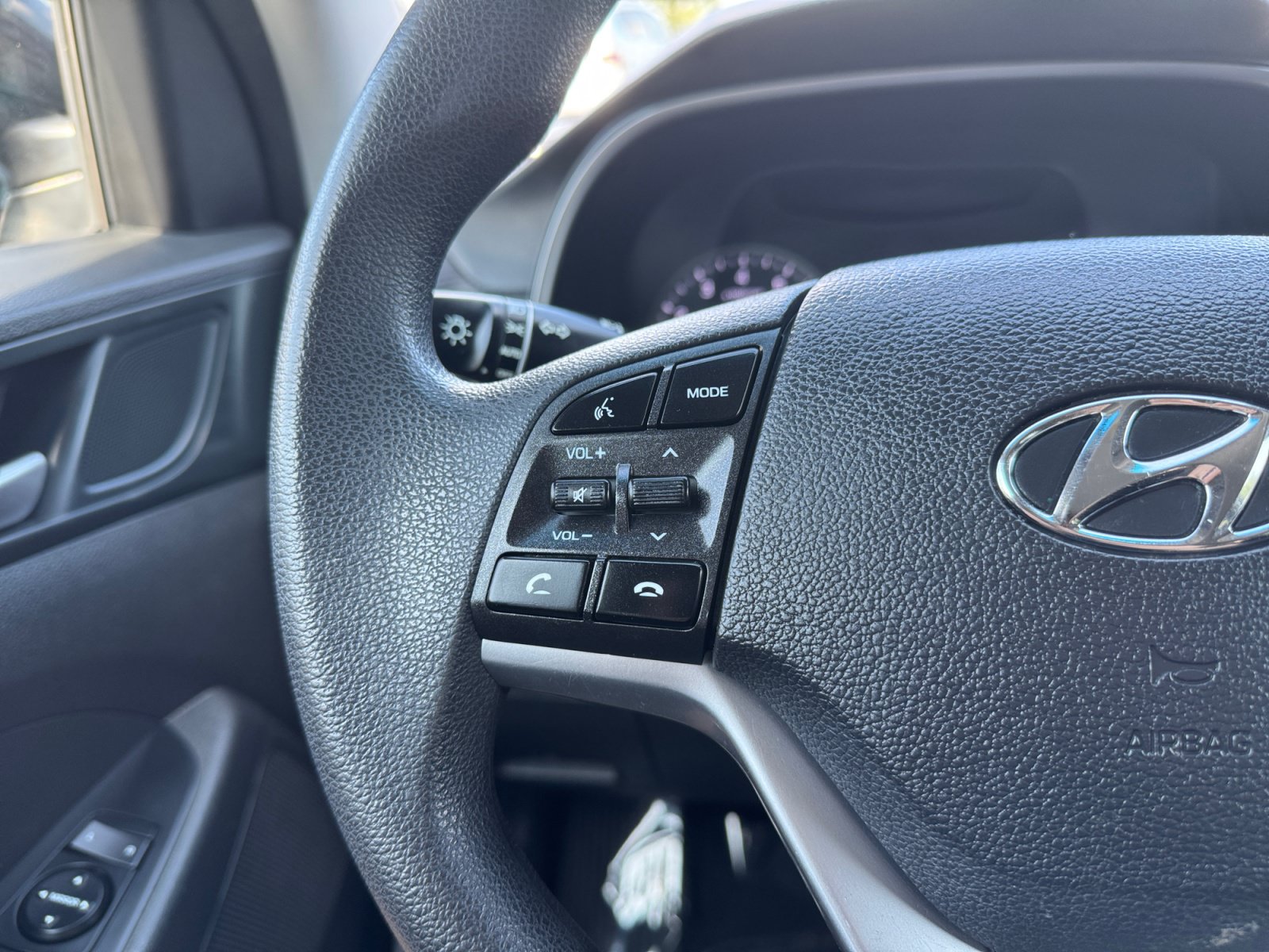 Used 2021 Hyundai Tucson Value FWD image 21