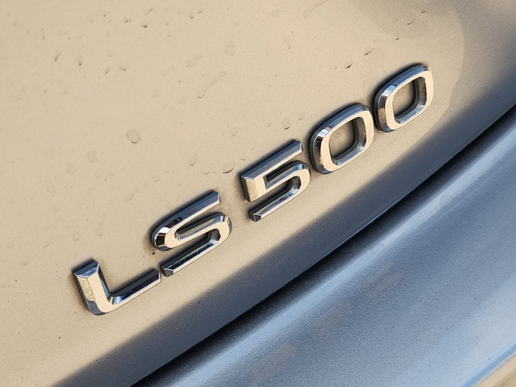 Certified 2023 Lexus LS 500 w/ Luxury Package RWD image 12