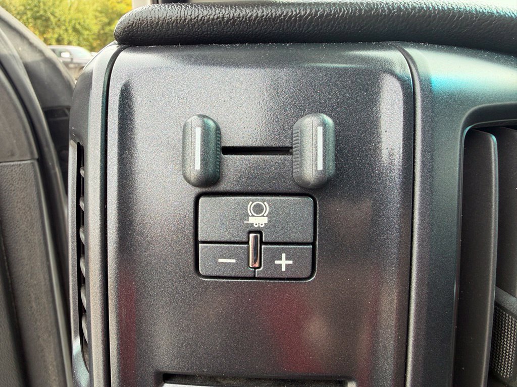 Used 2014 Chevrolet Silverado 1500 W/T w/ Trailering Package AWD/4WD image 12