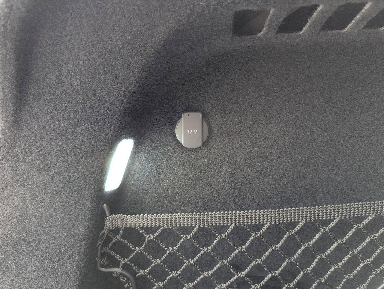 New 2025 Audi SQ5 Prestige image 30